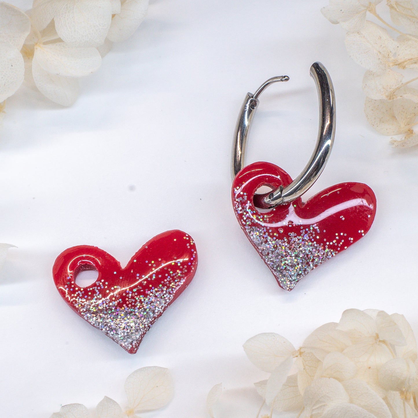Red Heart Charms (Silver Glitter)