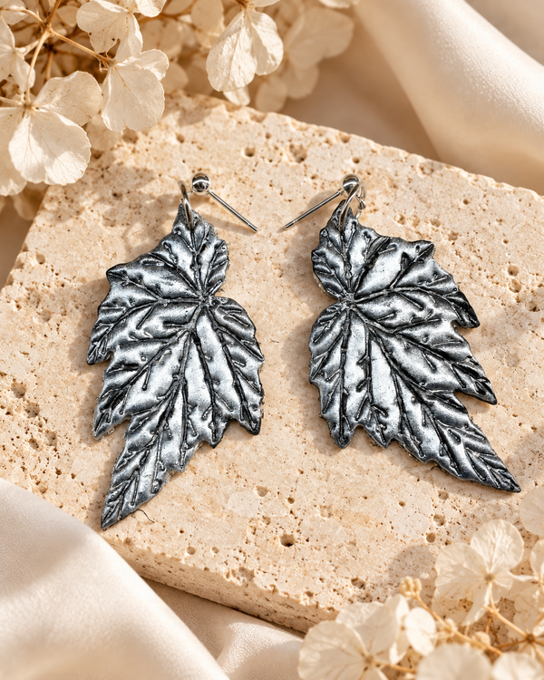Chrome Moon Begonia | October Exclusive Design