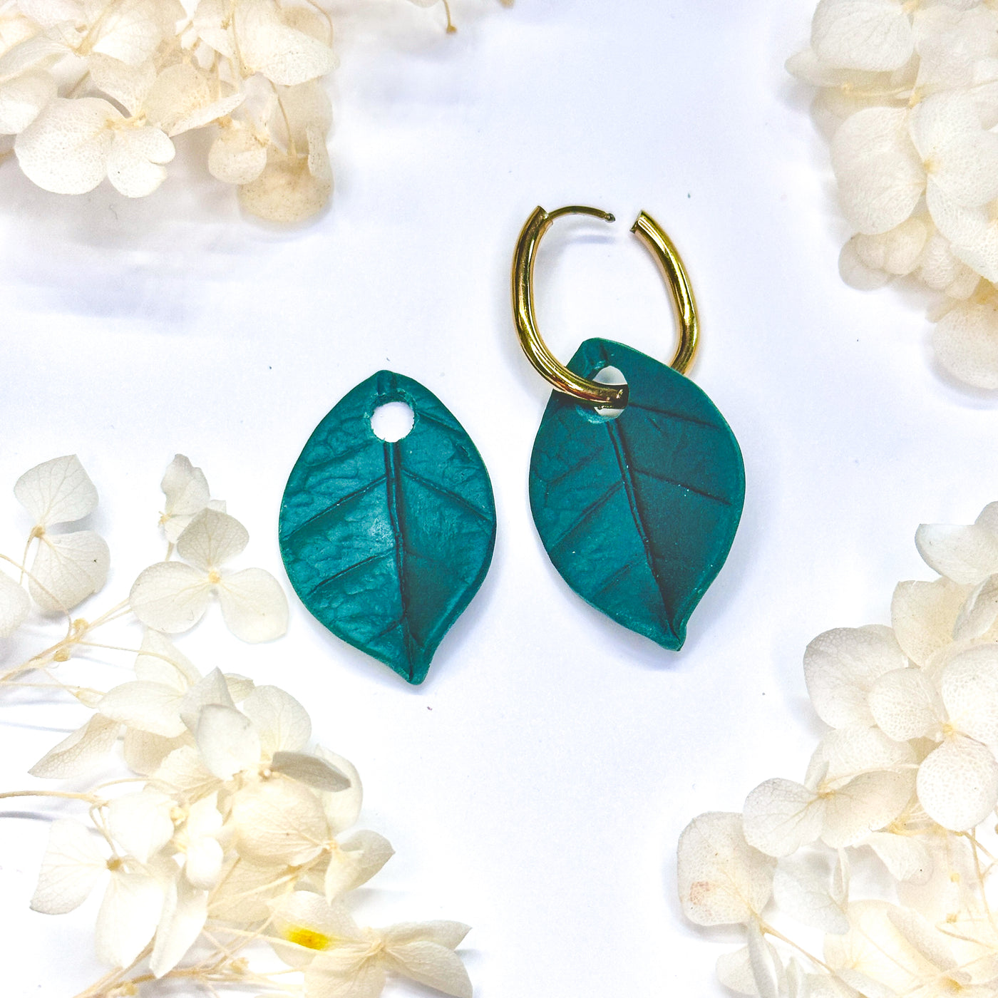 Hoya Coriacea (Dark Green) Charms - Klaily