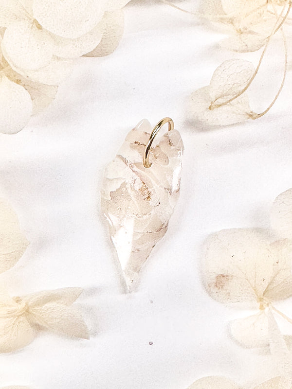 Alocasia Charm – White Marble with Gold Flakes - Klaily