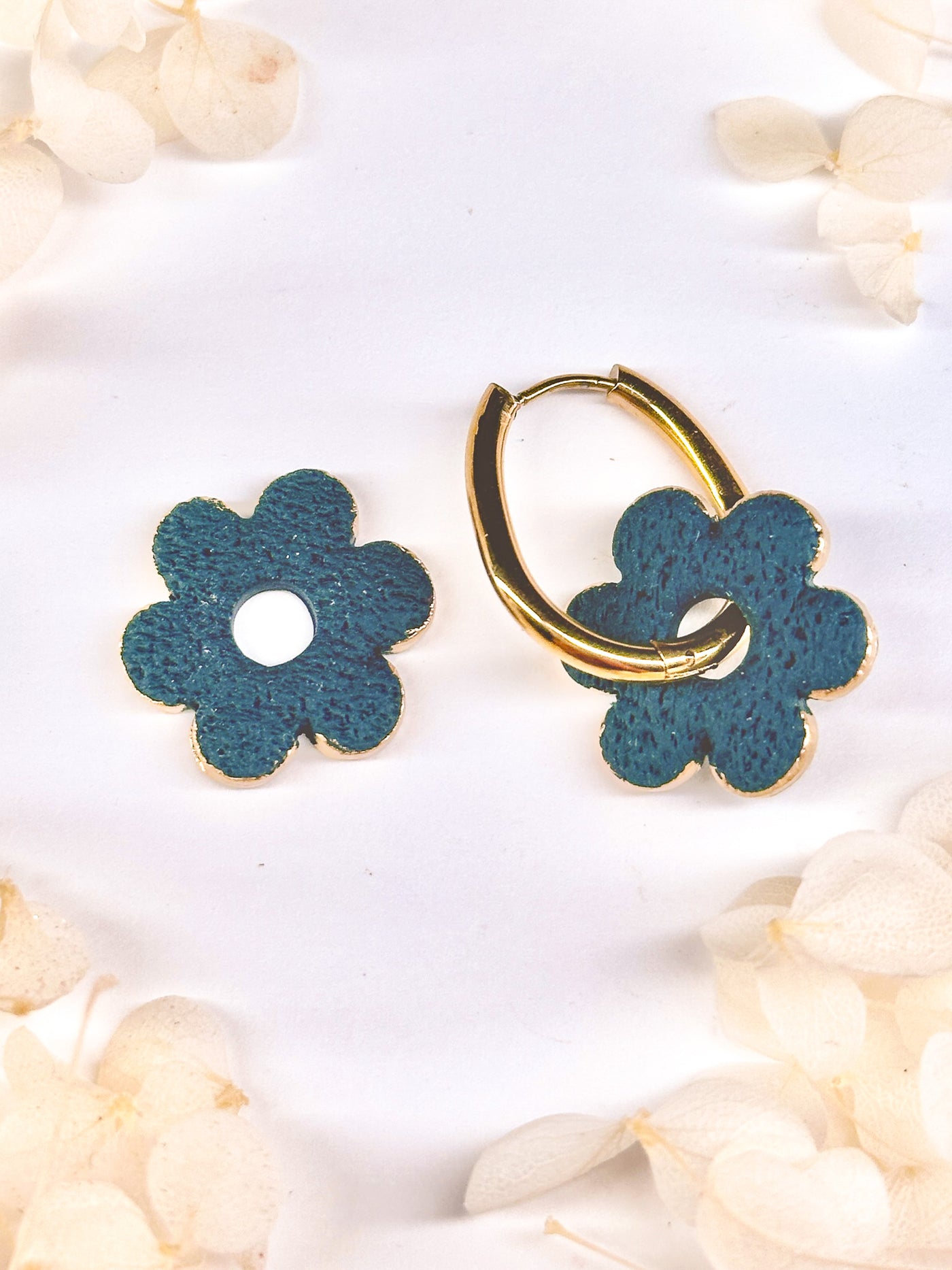 Forest Green Flower Charms with Gold Rim - Klaily