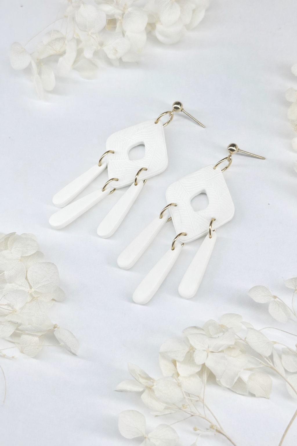 Sova - White - Klaily